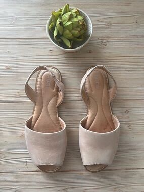 Born Leather Slingback Sandals | Nude | Size 10
